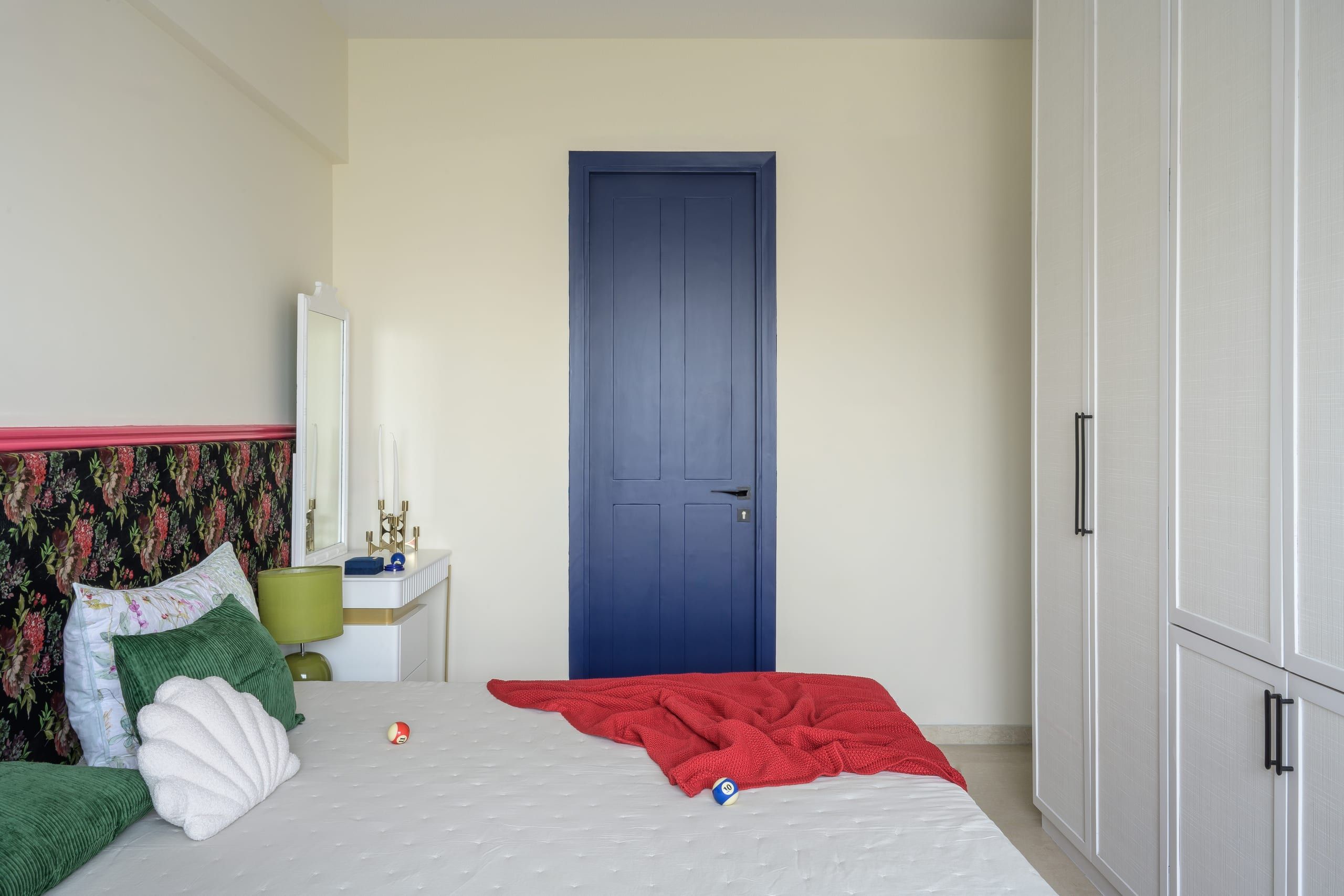 Master bedroom wardrobe — Indradhanush, Powai